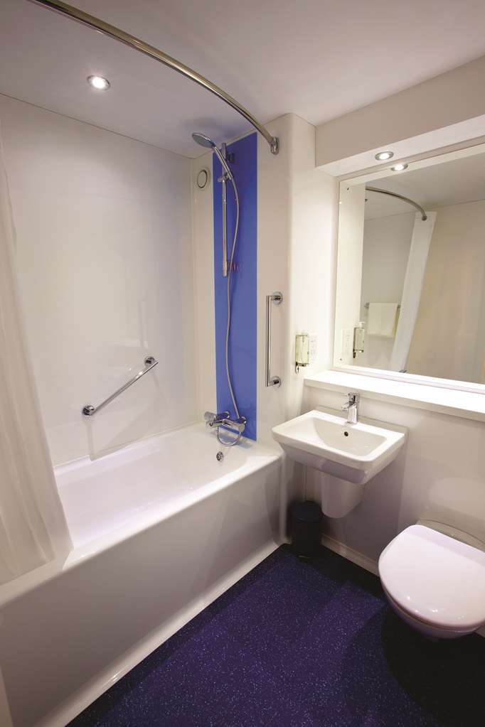 Travelodge Ashton Under Lyne ห้อง รูปภาพ