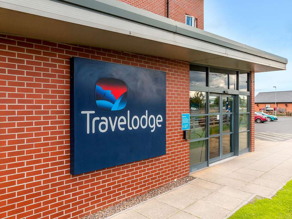 Travelodge Ashton Under Lyne ภายนอก รูปภาพ
